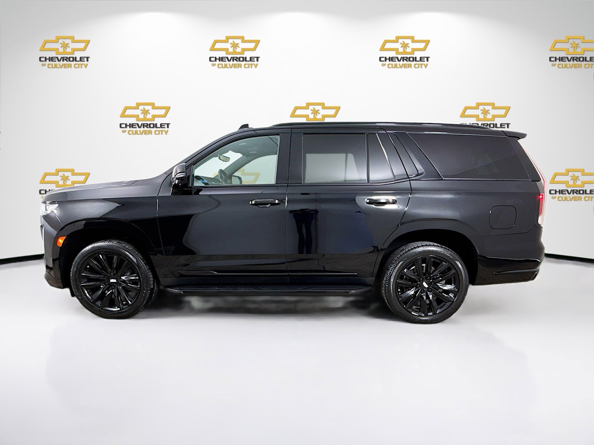 Used 2021 Cadillac Escalade Sport w/ Driver Assist Tech Package image 4