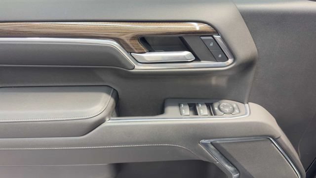 Used 2022 Chevrolet Silverado 1500 LT RWD image 20