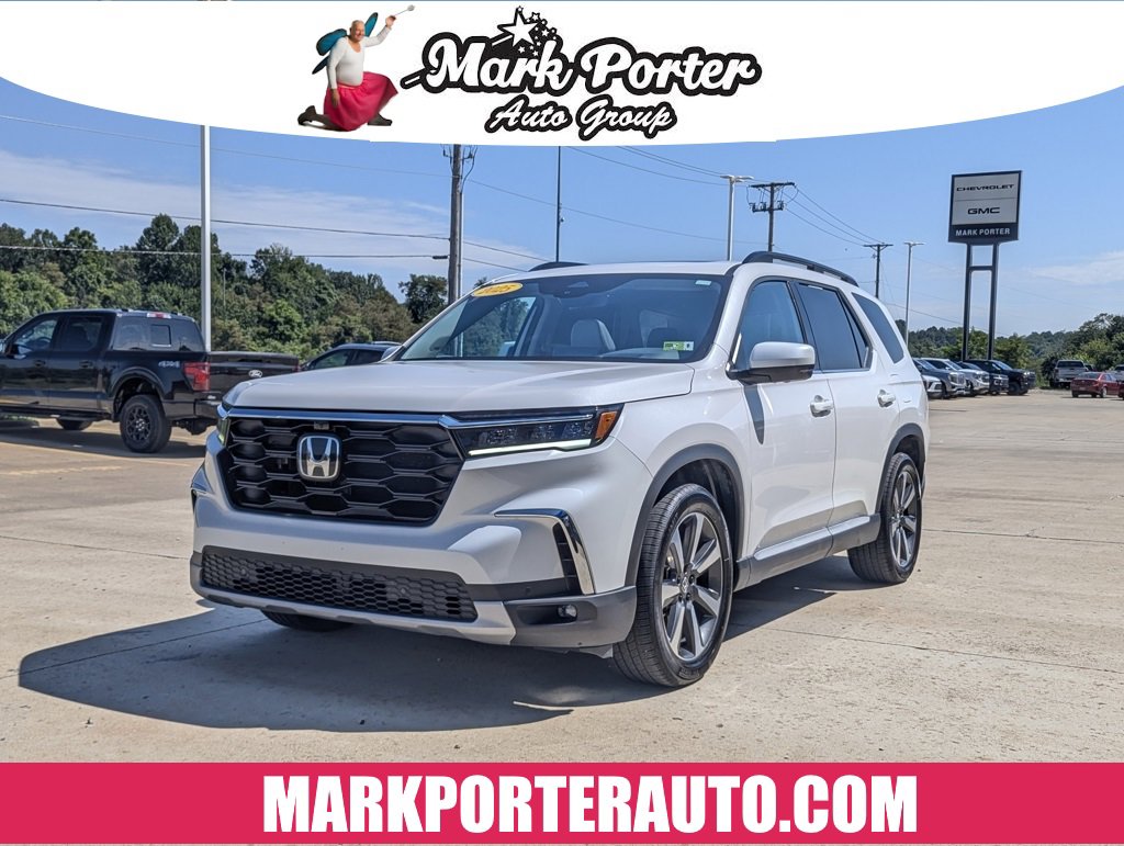 Used 2025 Honda Pilot Elite