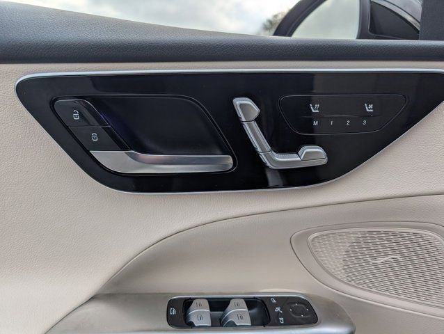 Used 2025 Mercedes-Benz C 300 4MATIC Sedan image 13