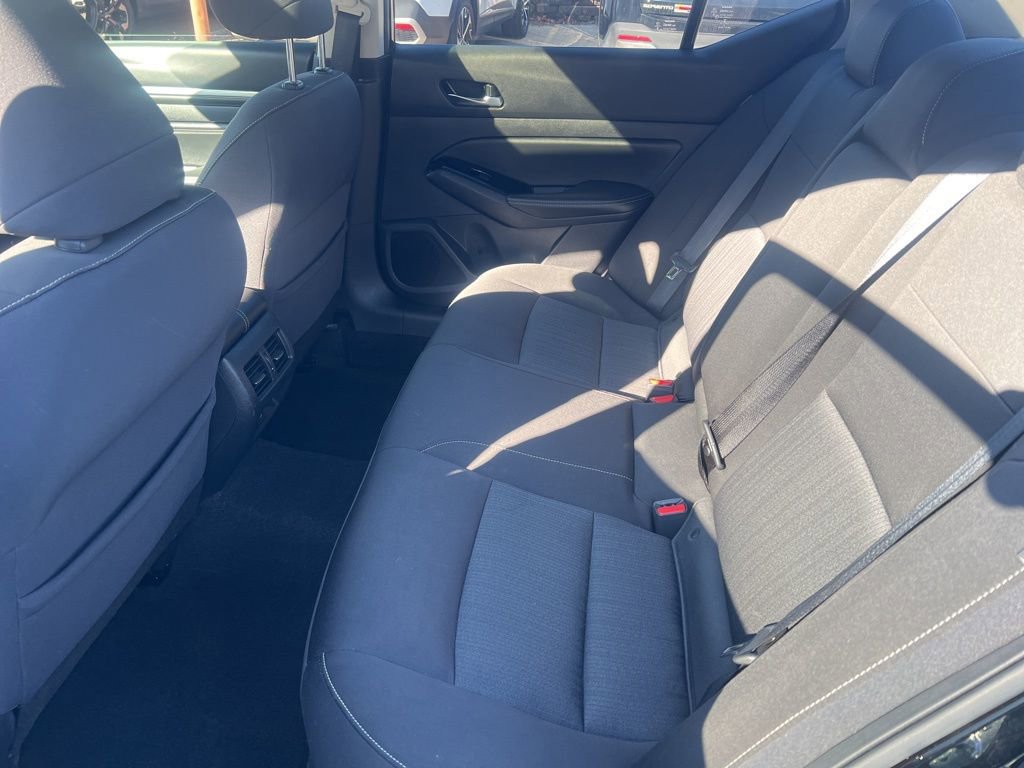 Used 2020 Nissan Altima 2.5 SV image 10