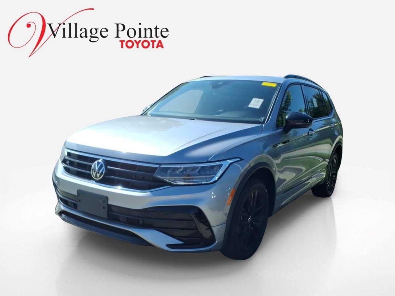 Used 2022 Volkswagen Tiguan SE R-Line