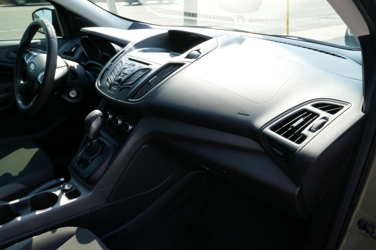 Used 2014 Ford Escape S image 19