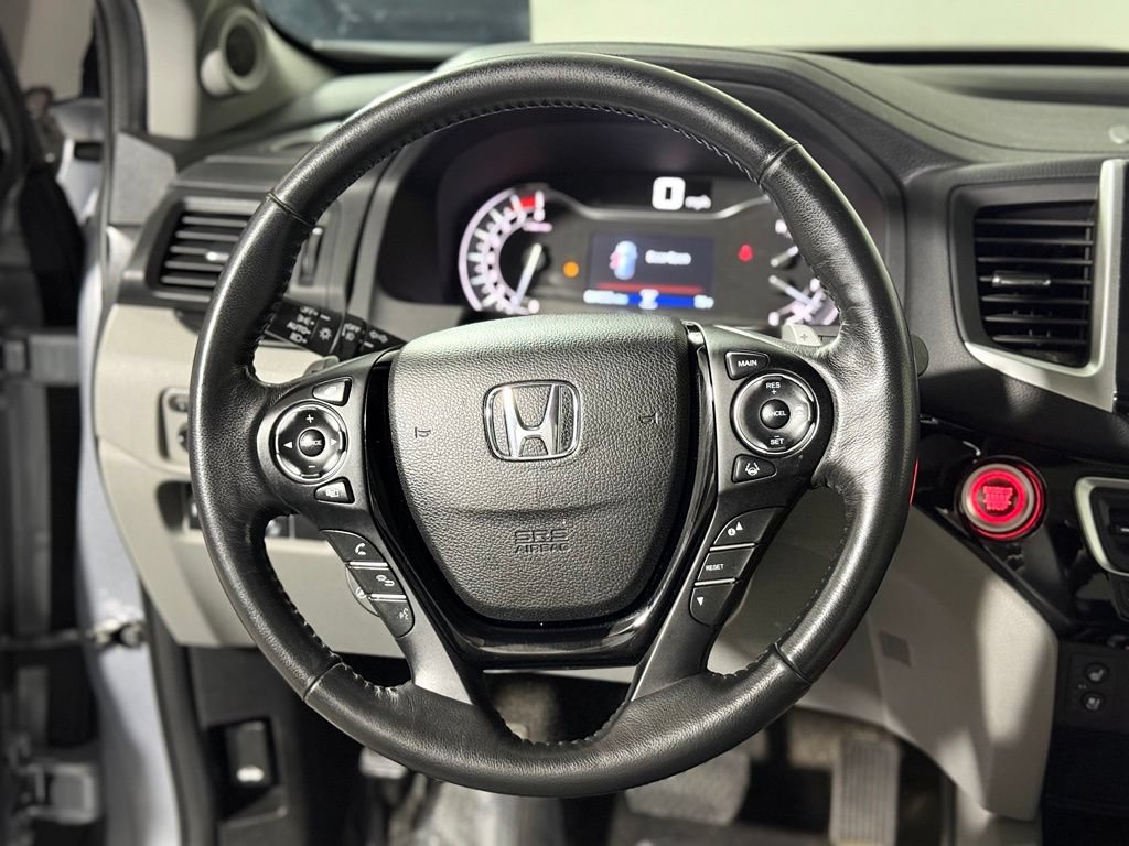Used 2017 Honda Pilot Elite image 12