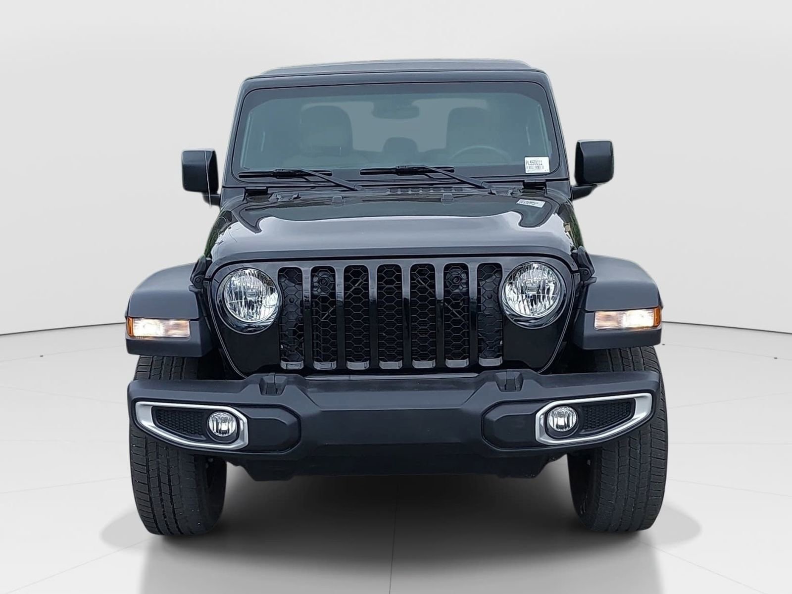 Used 2023 Jeep Gladiator Sport AWD/4WD image 2