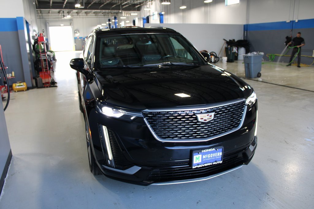 Used 2020 Cadillac XT6 Premium Luxury image 4