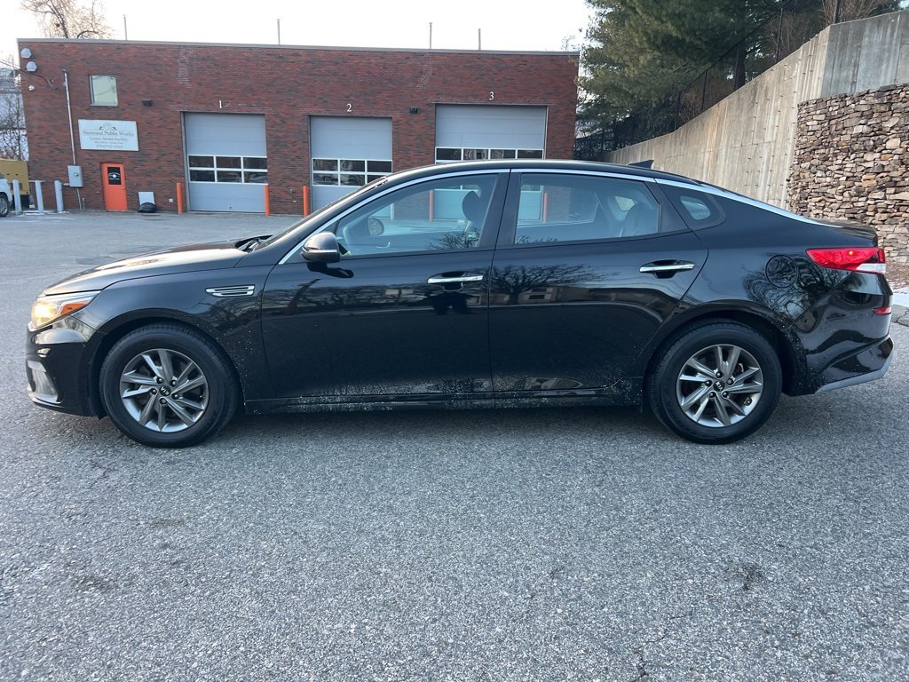Used 2019 Kia Optima LX image 2