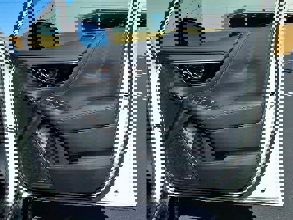 Certified 2022 Subaru Outback Limited image 23