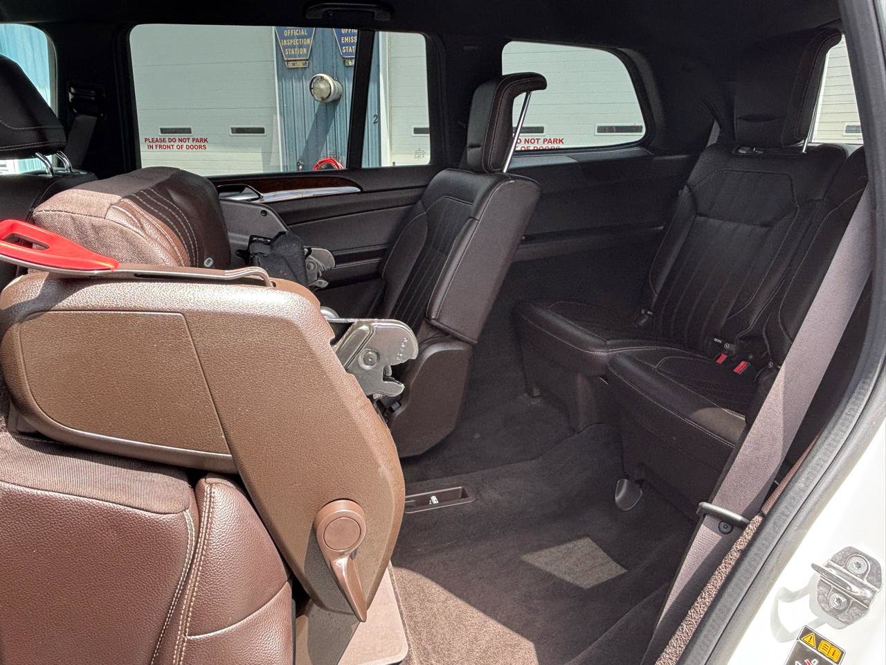 Used 2018 Mercedes-Benz GLS 450 4MATIC image 25