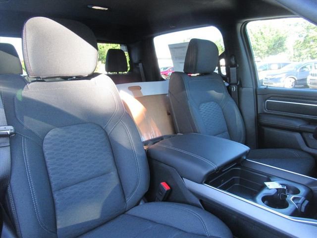 New 2026 RAM 1500 4x4 Crew Cab image 10