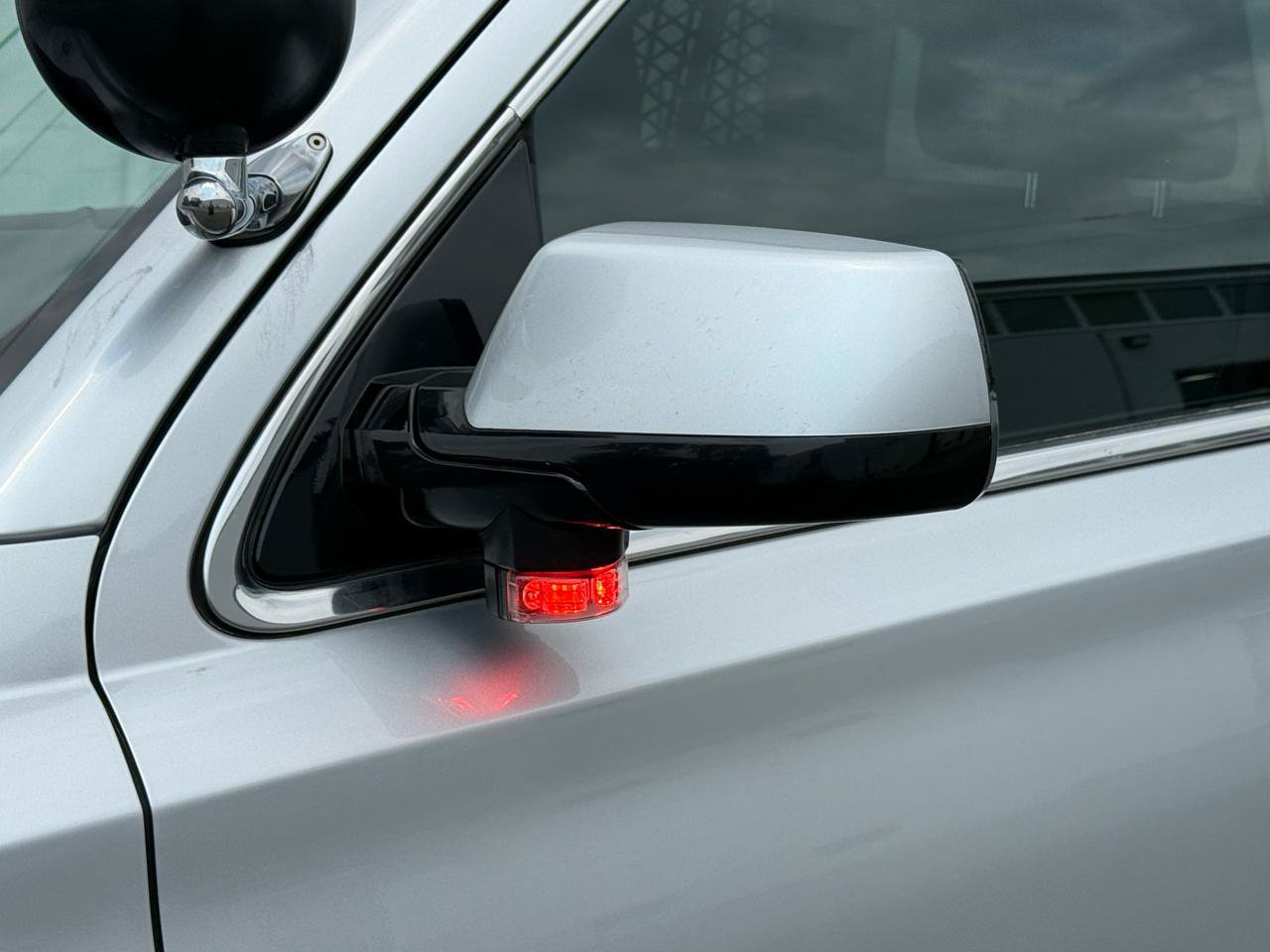 Used 2019 Chevrolet Tahoe 2WD w/ Remote Keyless Entry Package image 6
