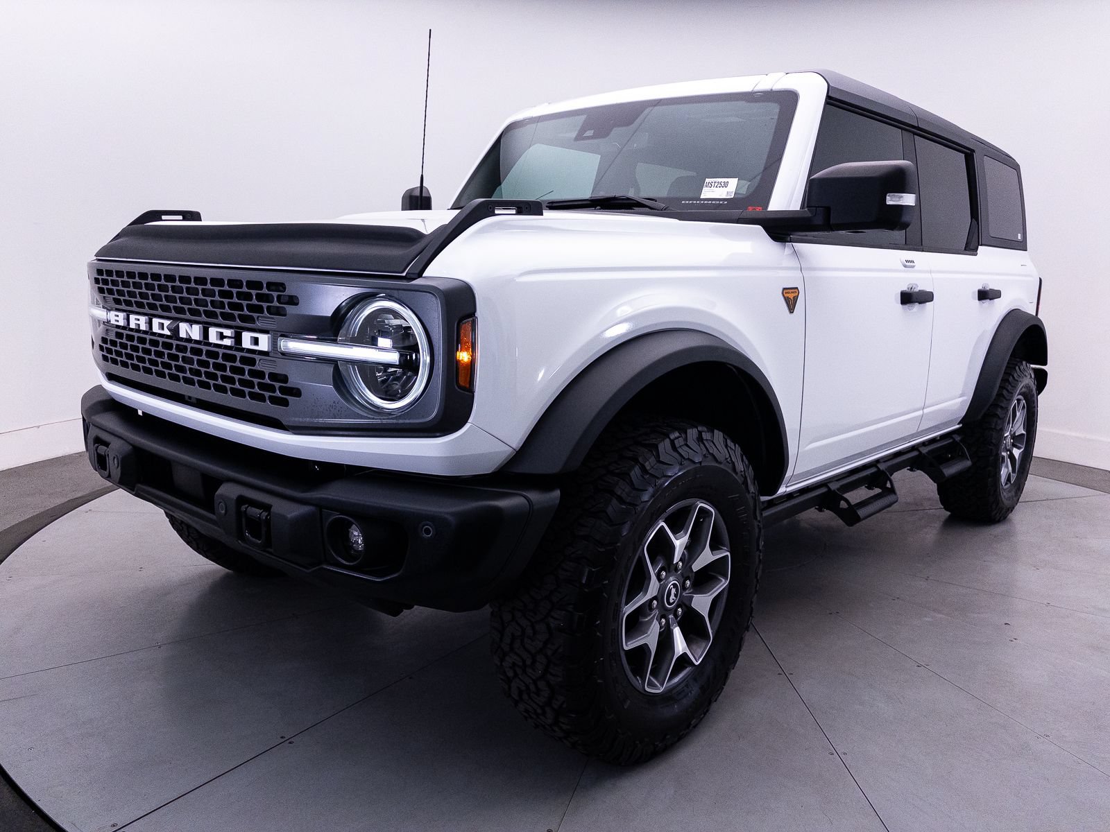 Used 2023 Ford Bronco Badlands AWD/4WD image 18
