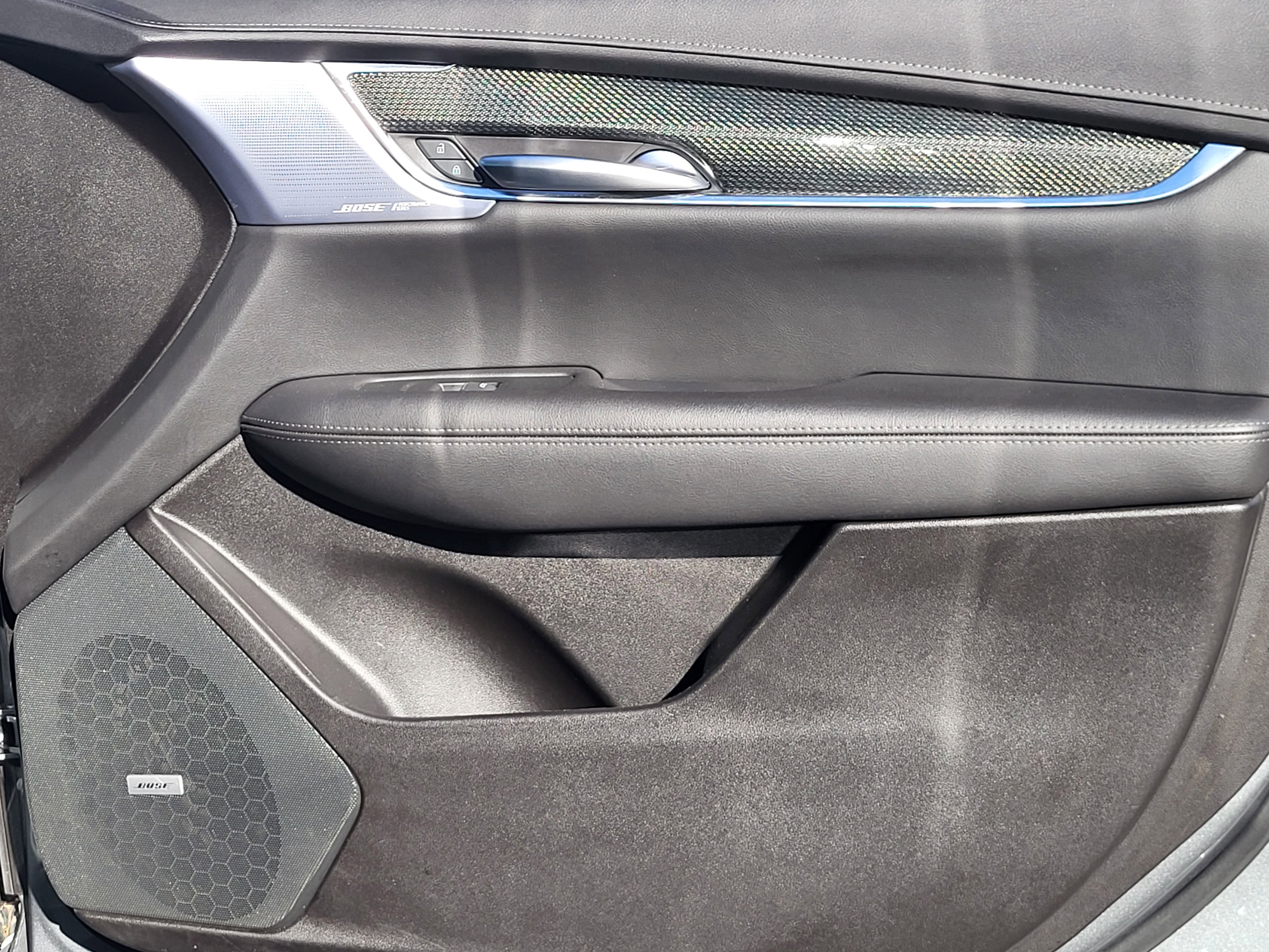 Used 2023 Cadillac XT5 Sportv w/ Technology Package image 20