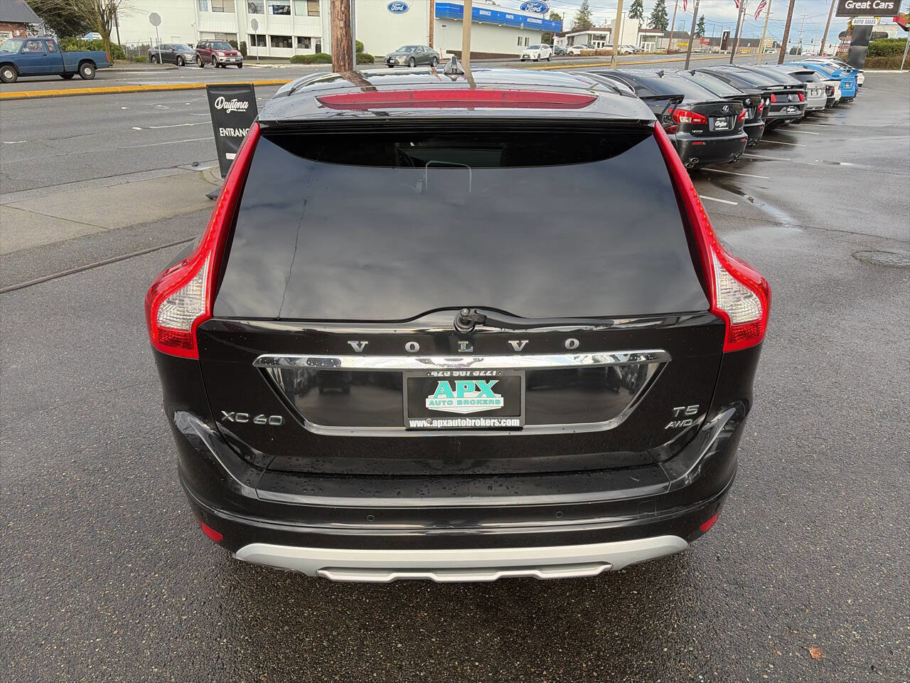 Used 2016 Volvo XC60 T5 Premier image 4