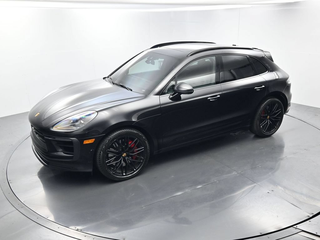 Certified 2024 Porsche Macan GTS AWD/4WD image 35
