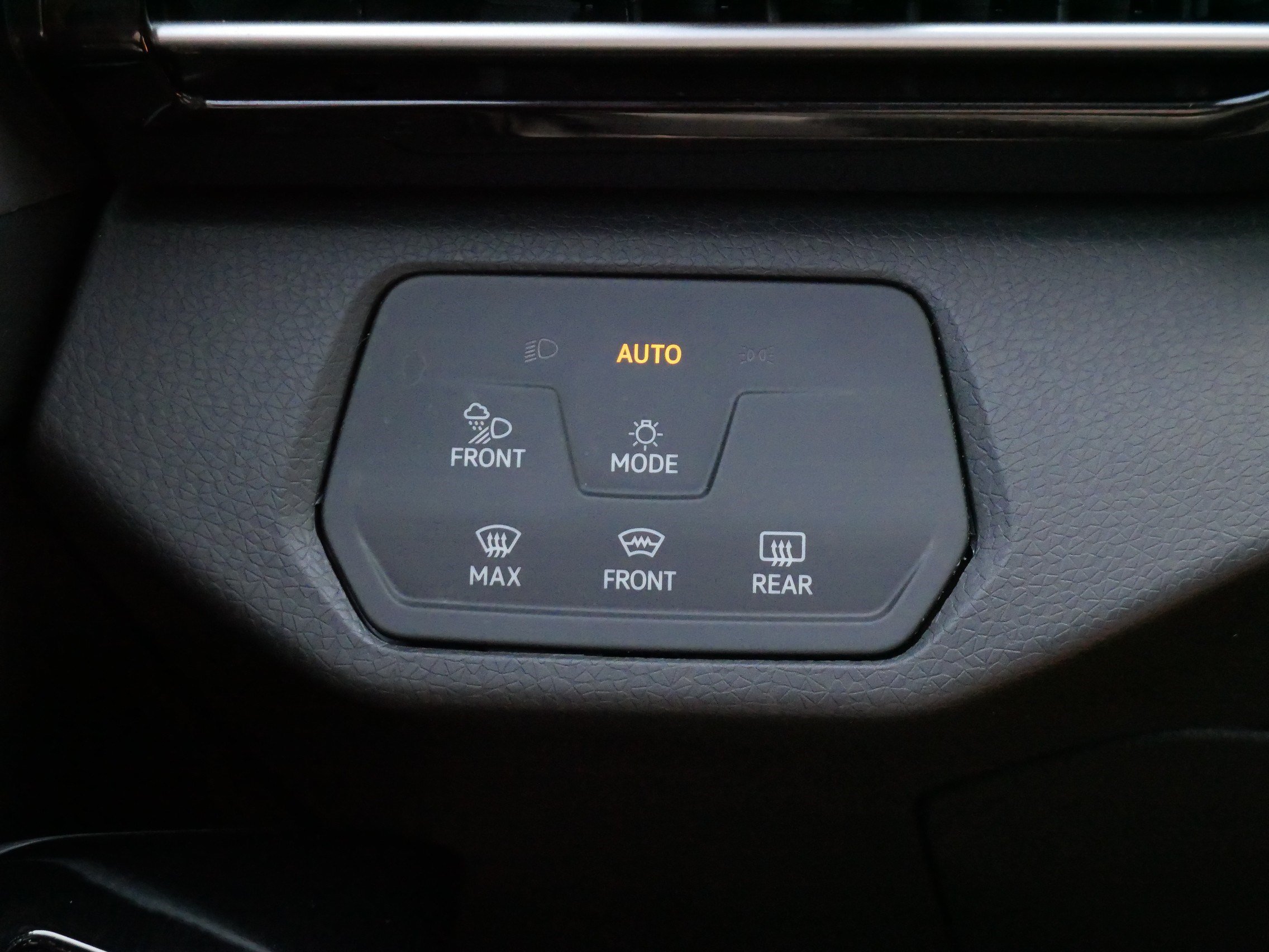 Certified 2023 Volkswagen ID.4 Pro S AWD/4WD image 26