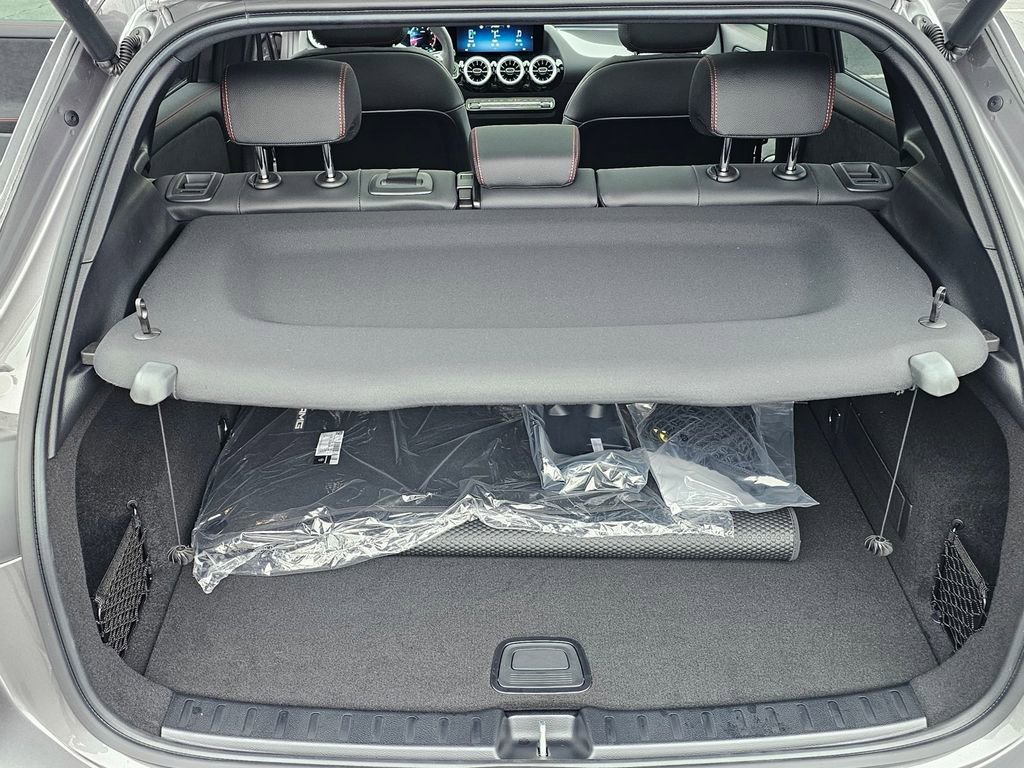 Used 2025 Mercedes-Benz GLA 250 image 24