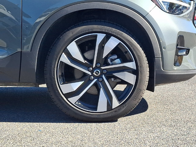 Used 2026 Volvo XC40 B5 Ultra AWD/4WD image 8