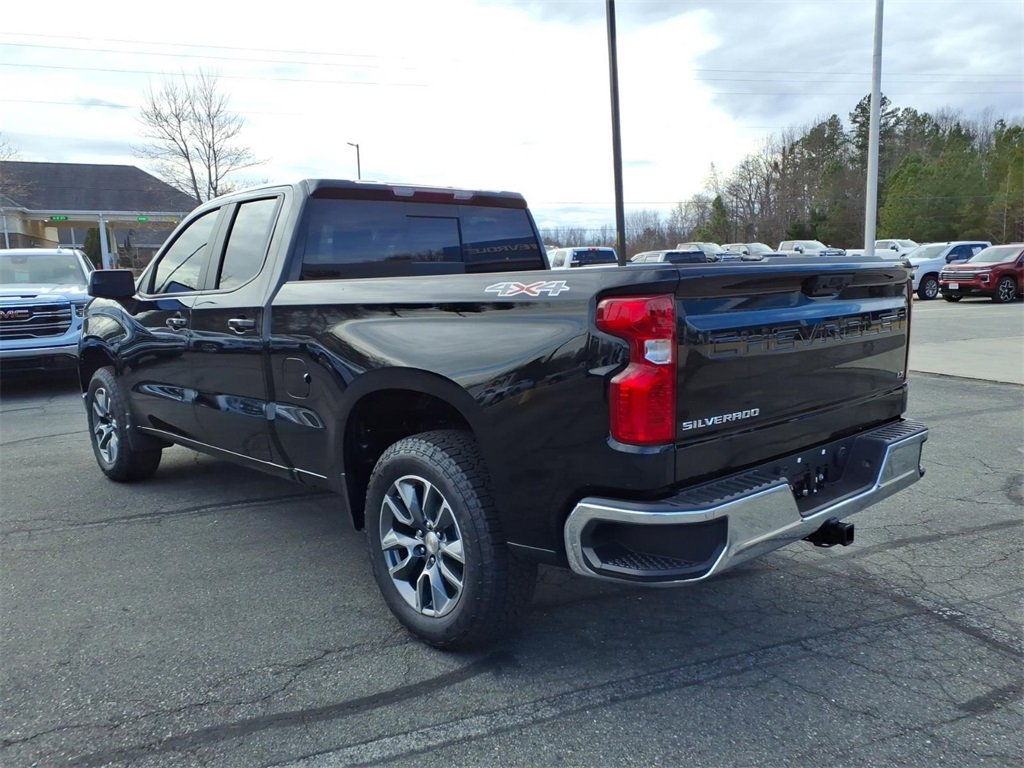 New 2026 Chevrolet Silverado 1500 LT w/ All Star Edition Plus image 3