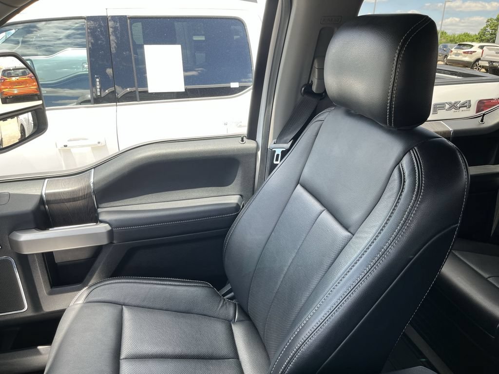 Used 2020 Ford F250 Lariat w/ Lariat Value Package AWD/4WD image 22