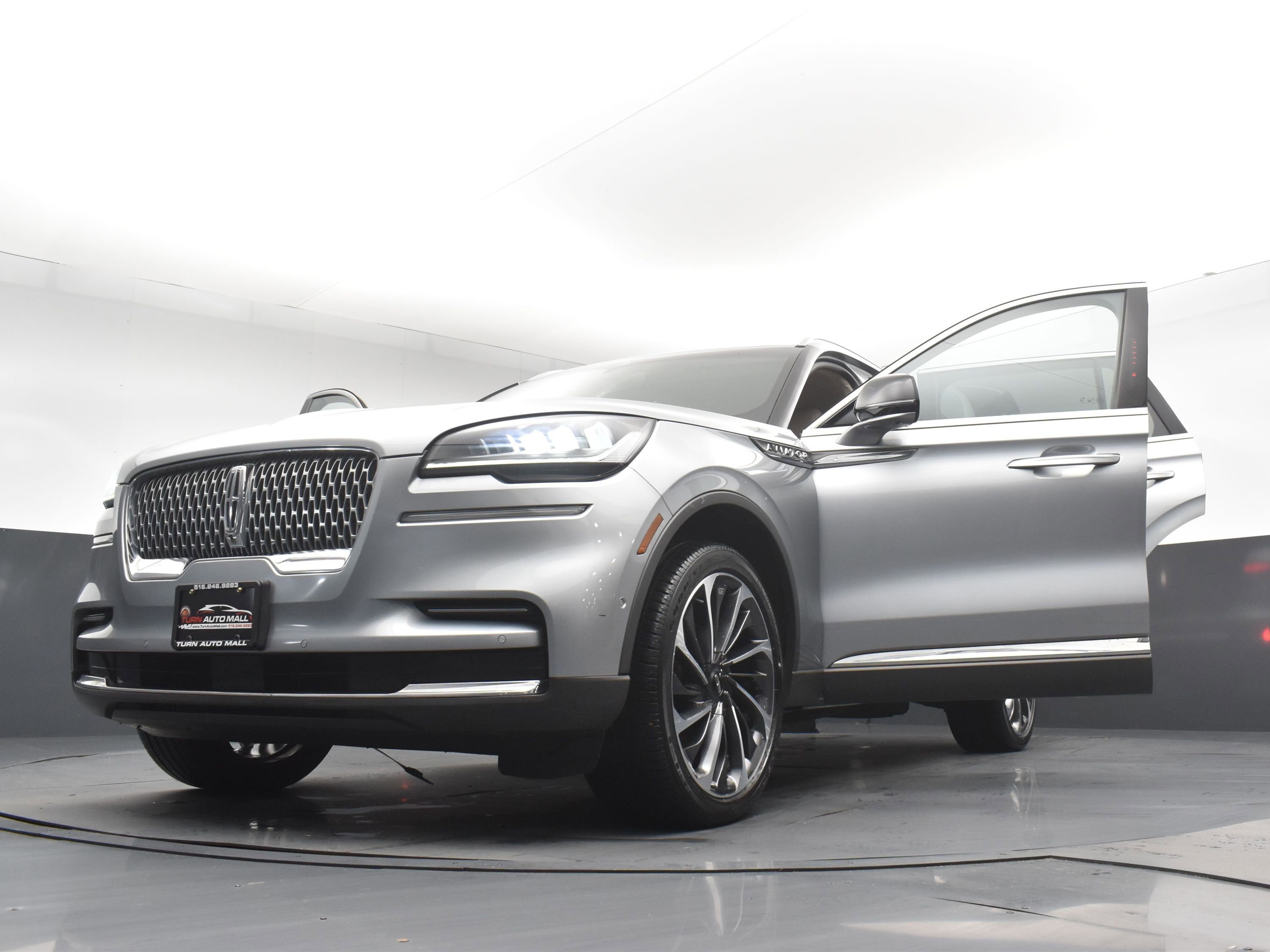 Used 2023 Lincoln Aviator Reserve w/ Equipment Group 201A image 31