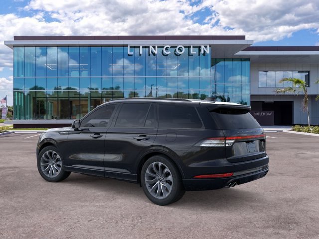 New 2026 Lincoln Aviator 2WD w/ Jet Appearance Package image 4