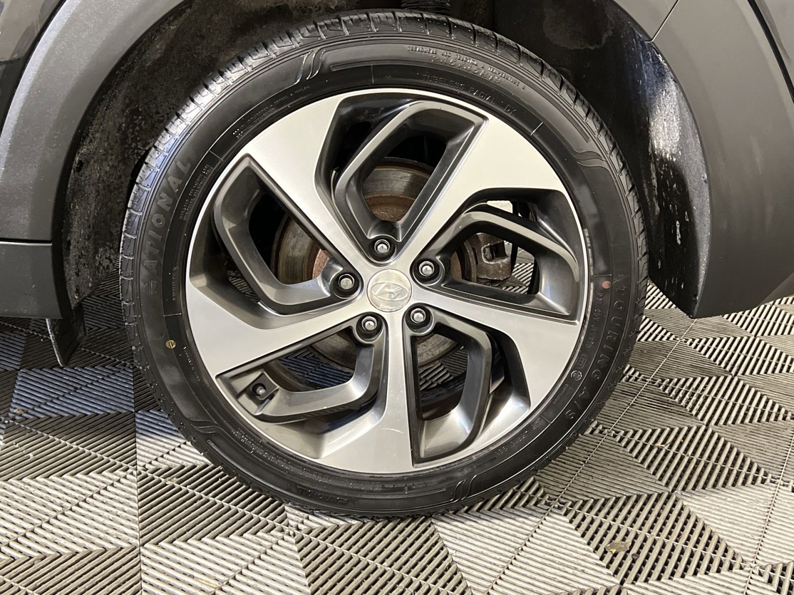 Used 2017 Hyundai Tucson Sport image 12