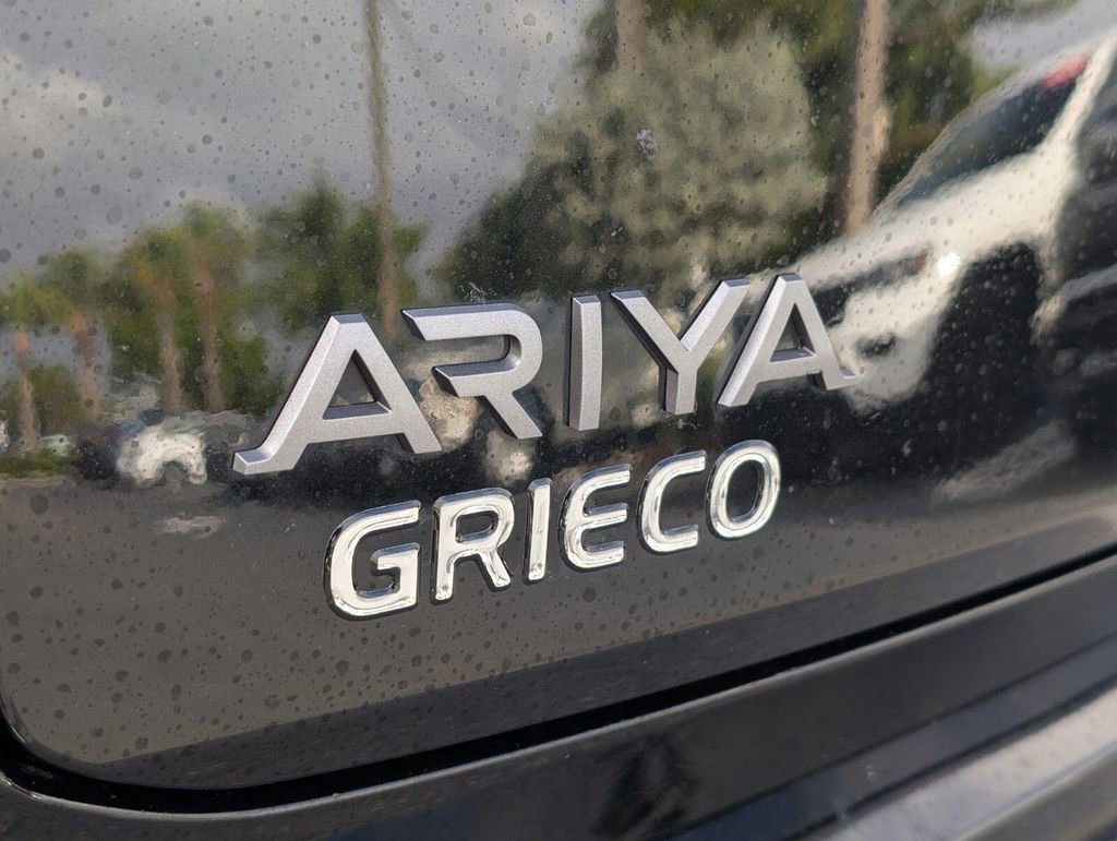 Used 2023 Nissan Ariya AWD image 14