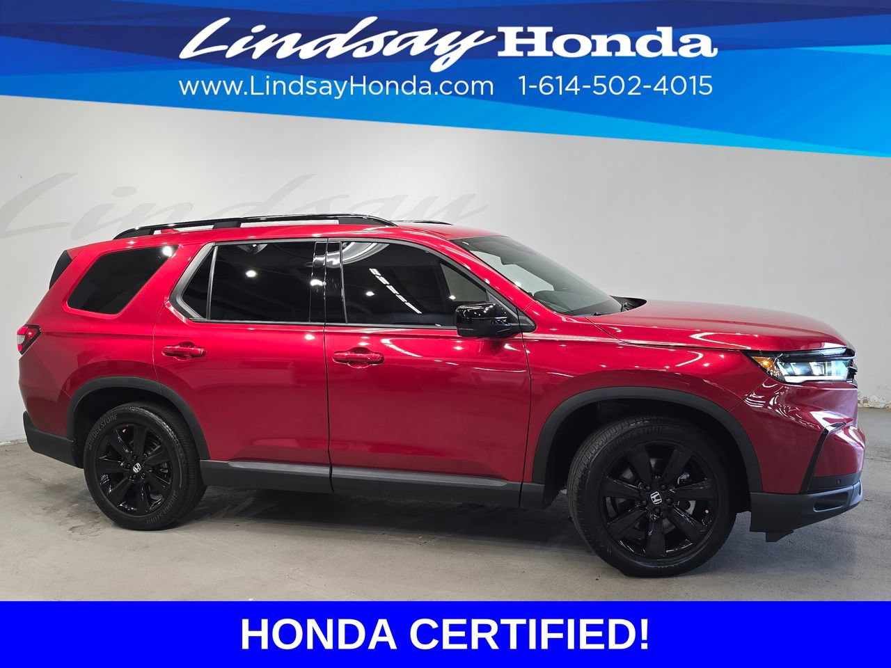 Certified 2025 Honda Pilot Black Edition image 3