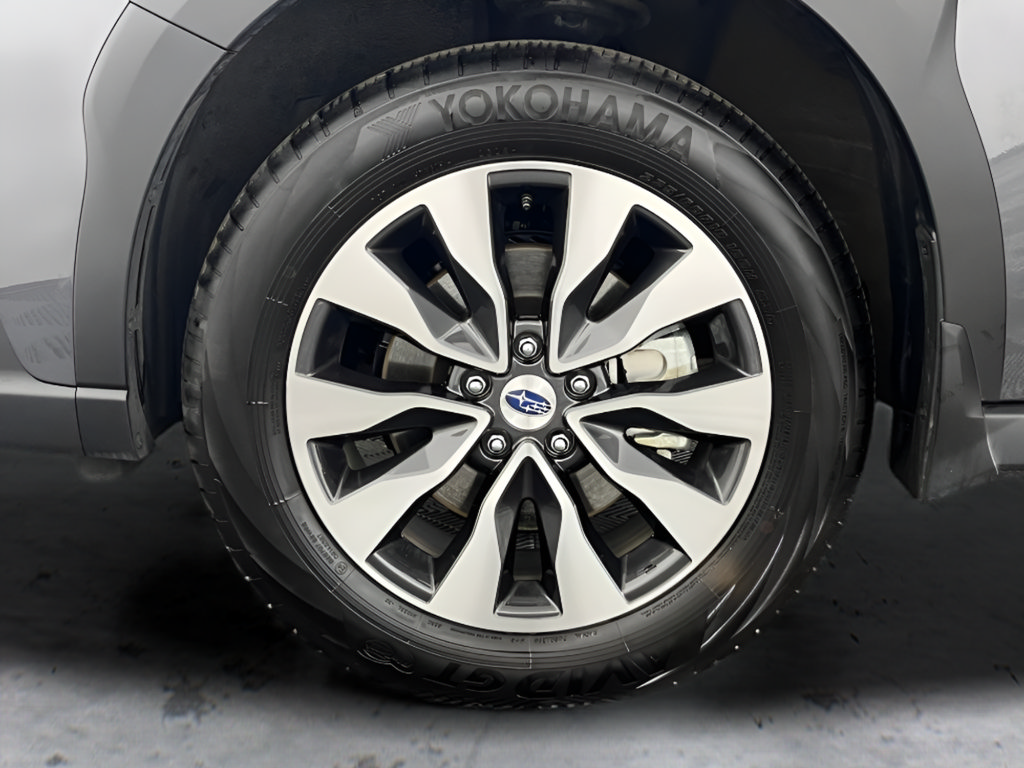 Used 2025 Subaru Outback Limited AWD/4WD image 19