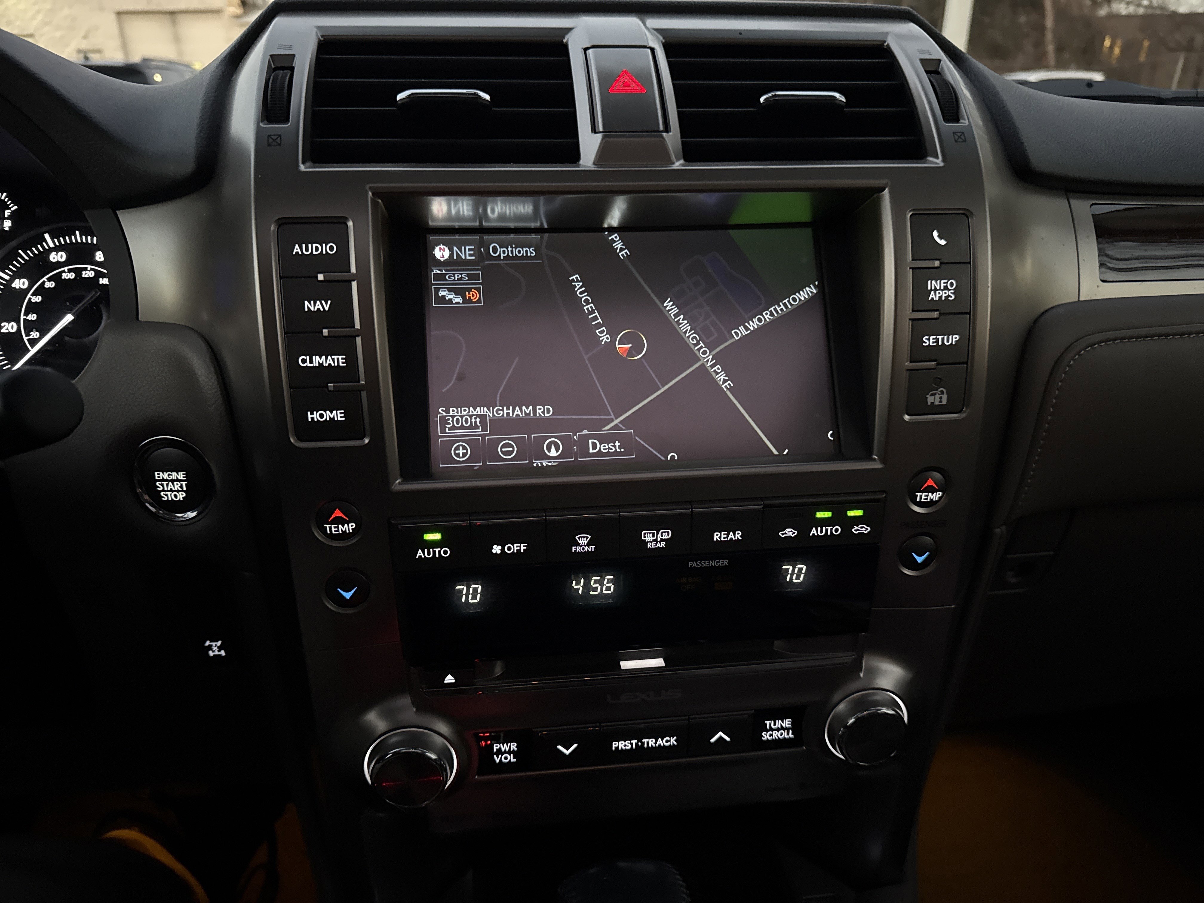 Used 2019 Lexus GX 460 image 15