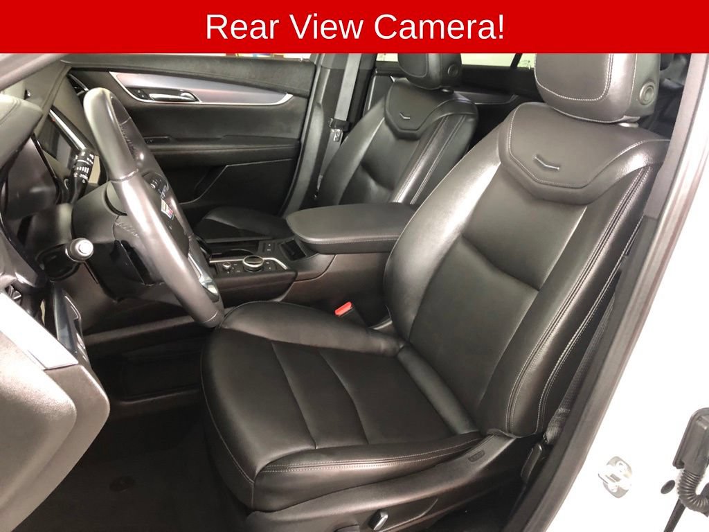 Used 2025 Cadillac XT6 Luxury AWD/4WD image 11