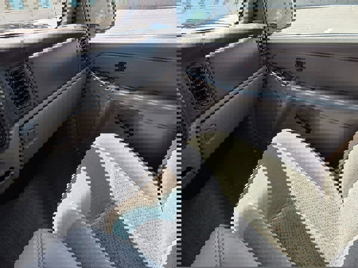 Used 2005 Chevrolet Avalanche Z71 w/ Preferred Equipment Group image 22