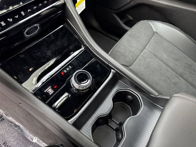 New 2026 Jeep Grand Cherokee Altitude image 26