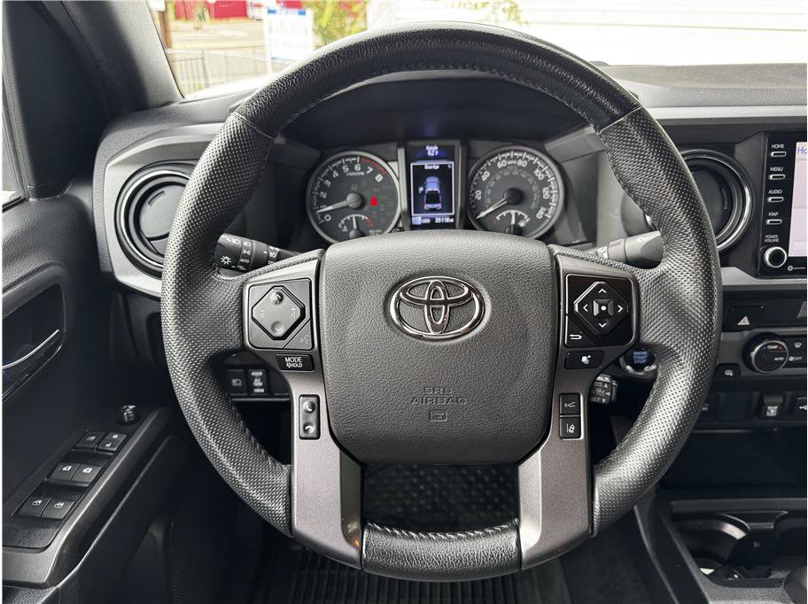 Used 2023 Toyota Tacoma TRD Sport AWD/4WD image 18