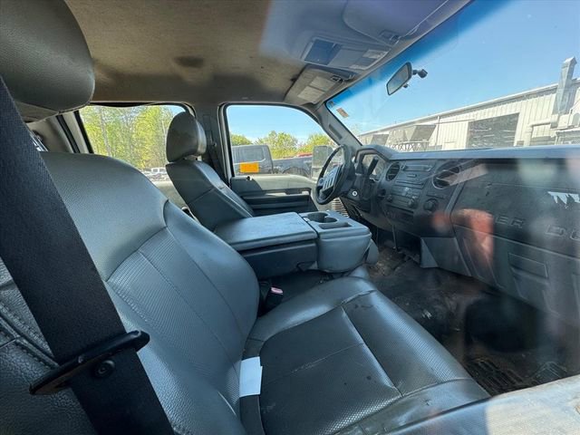 Used 2011 Ford F350 XL image 4