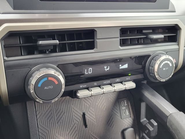 Used 2024 Toyota Tacoma TRD Sport image 18