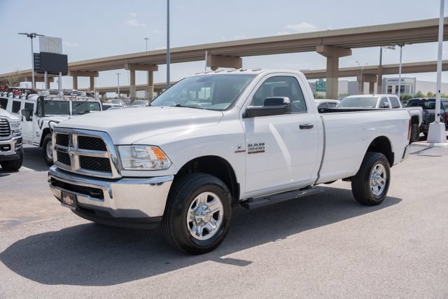 Used 2018 RAM 3500 Tradesman w/ Chrome Appearance Group AWD/4WD image 19