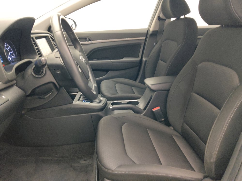 Used 2018 Hyundai Elantra Value Edition FWD image 17