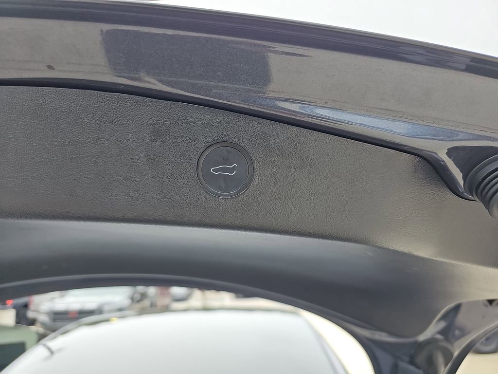 Used 2022 Tesla Model 3 Long Range image 18