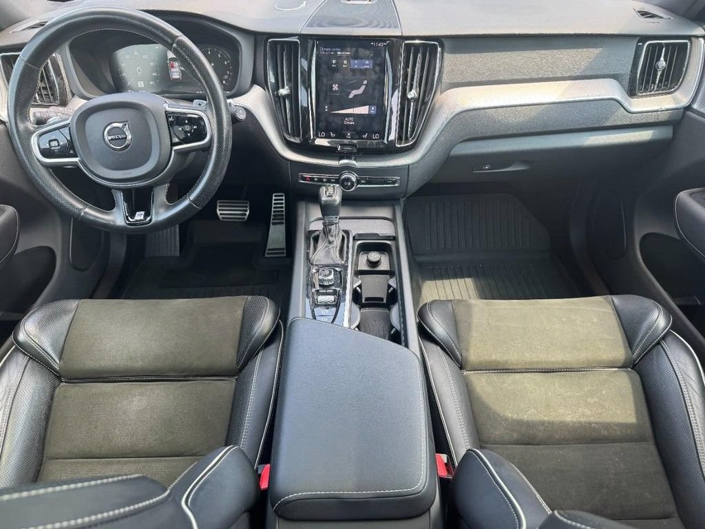 Used 2018 Volvo XC60 T6 R-Design w/ Convenience Package AWD/4WD image 17