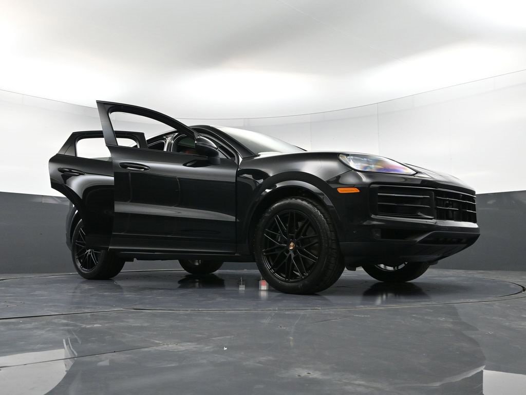 New 2026 Porsche Cayenne Coupe image 38