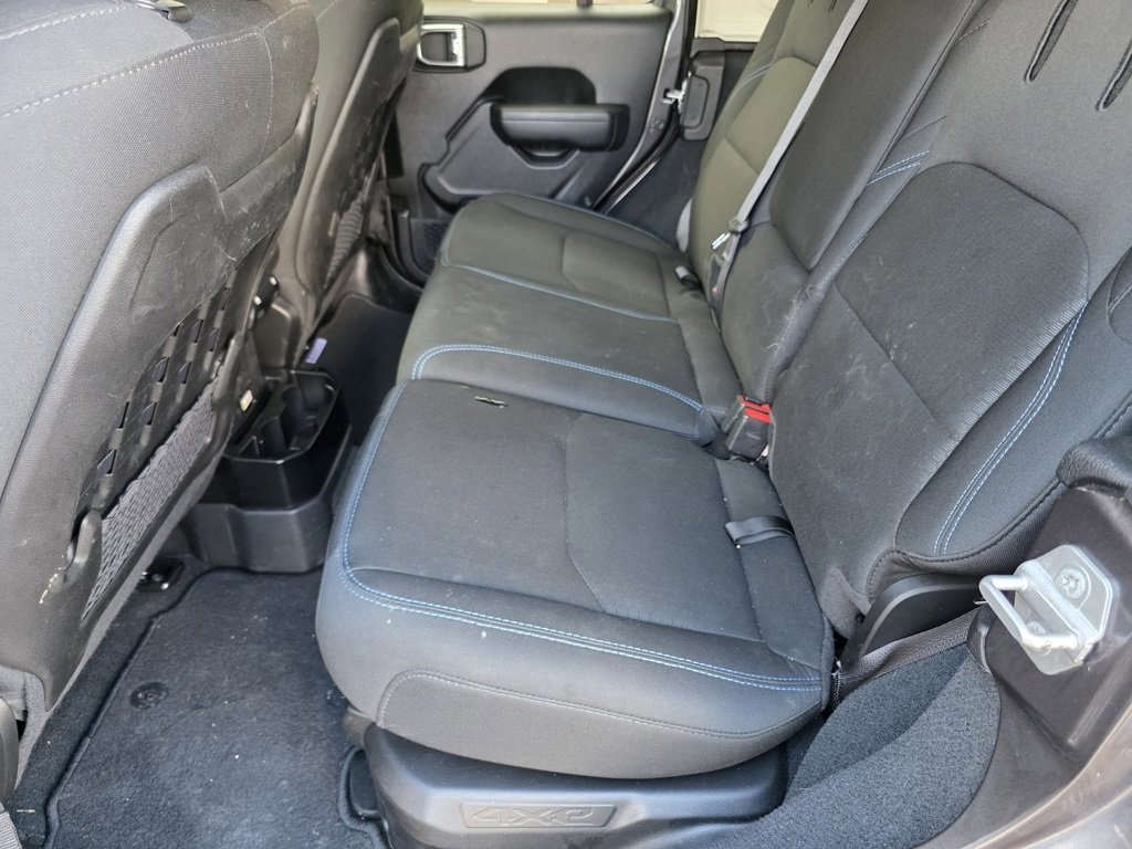 Used 2022 Jeep Wrangler Unlimited Rubicon 4xe image 15