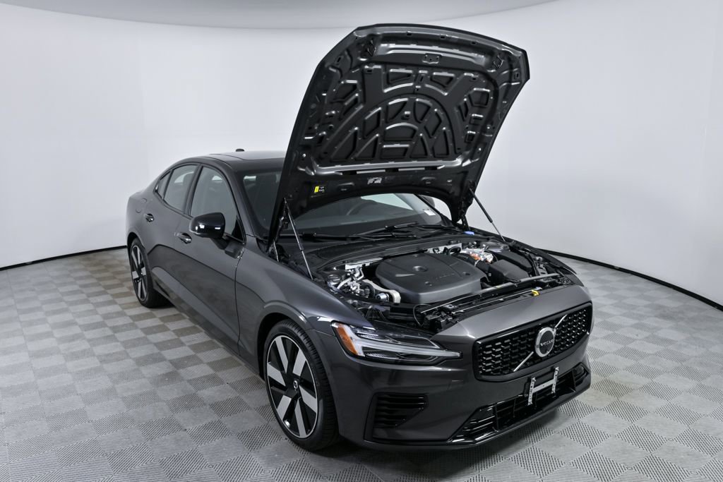 Certified 2025 Volvo S60 T8 Ultra image 34