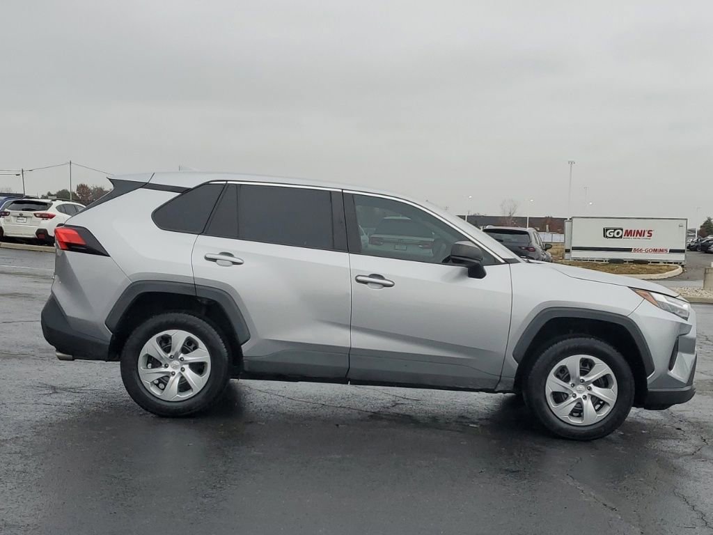 Used 2023 Toyota RAV4 LE image 10