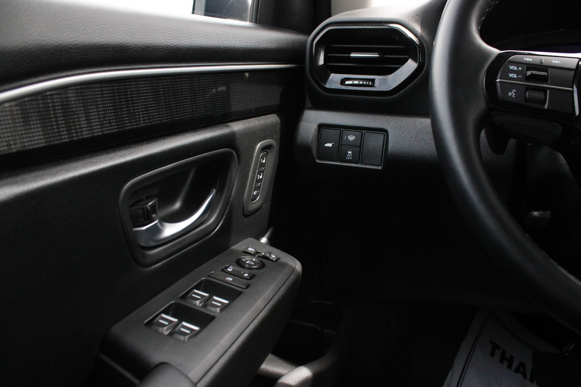 Used 2025 Honda Pilot Elite image 24