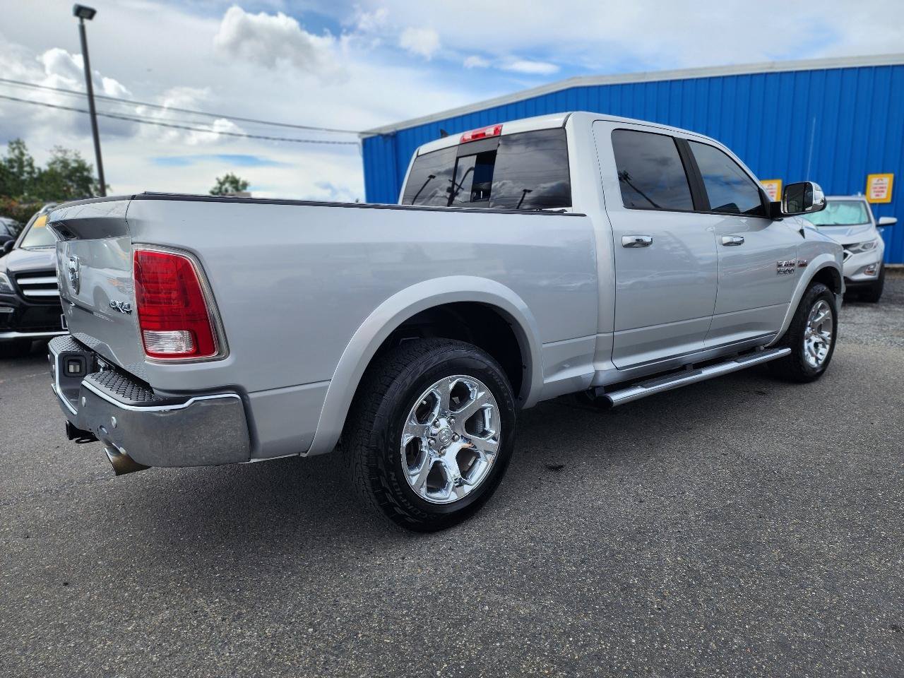 Used 2014 RAM 1500 Laramie w/ Convenience Group AWD/4WD image 5