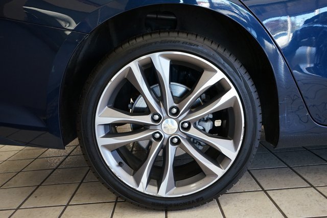 Used 2022 Chevrolet Malibu LT image 50