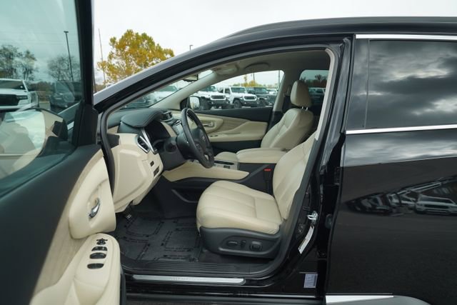 Used 2024 Nissan Murano SV image 12