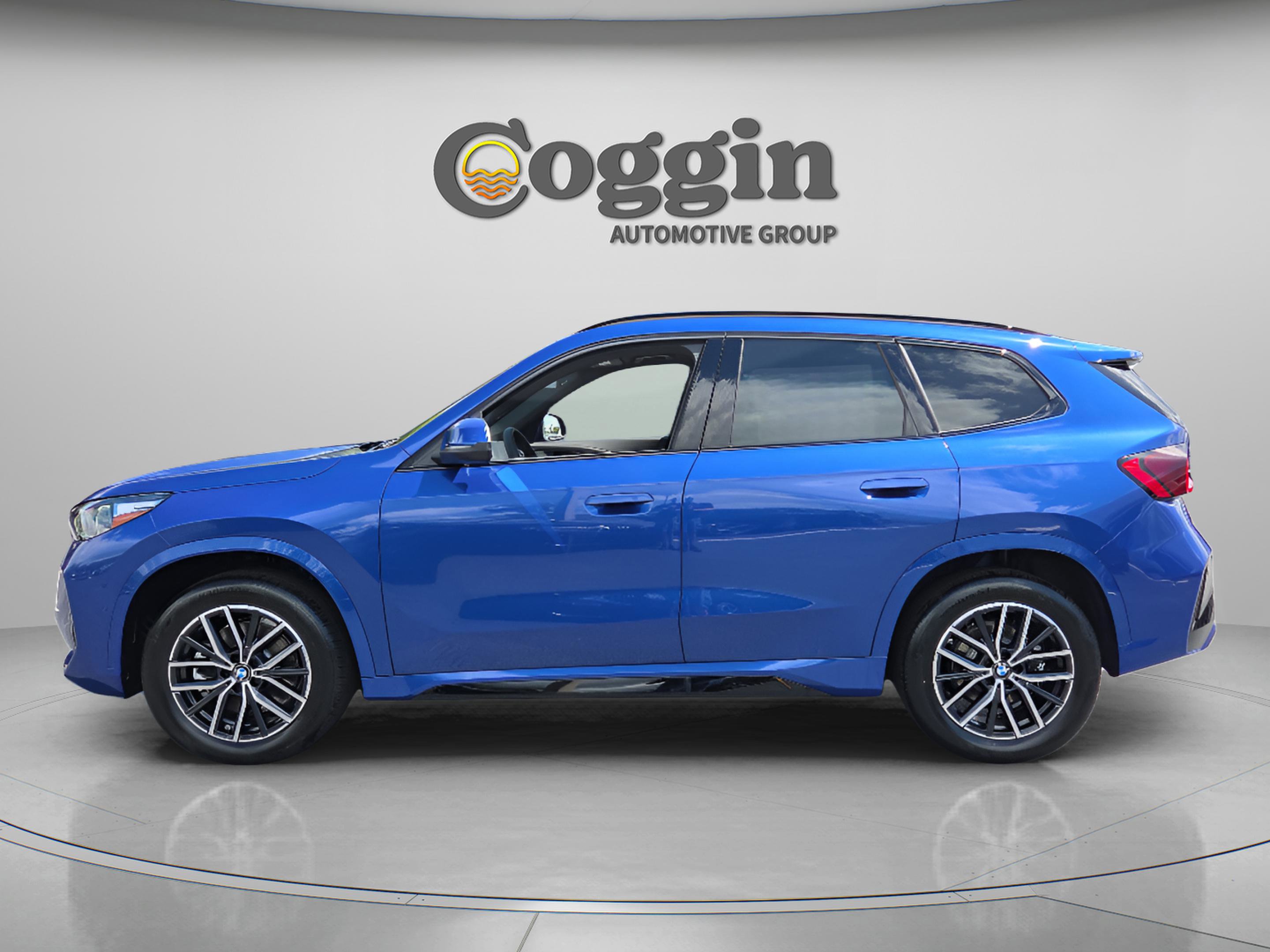 New 2026 BMW X1 xDrive28i w/ Technology Package AWD/4WD image 2